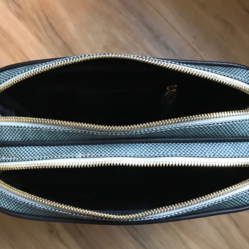 NWT India Hicks Zip Around Dark Grey - Picture 2 of 7